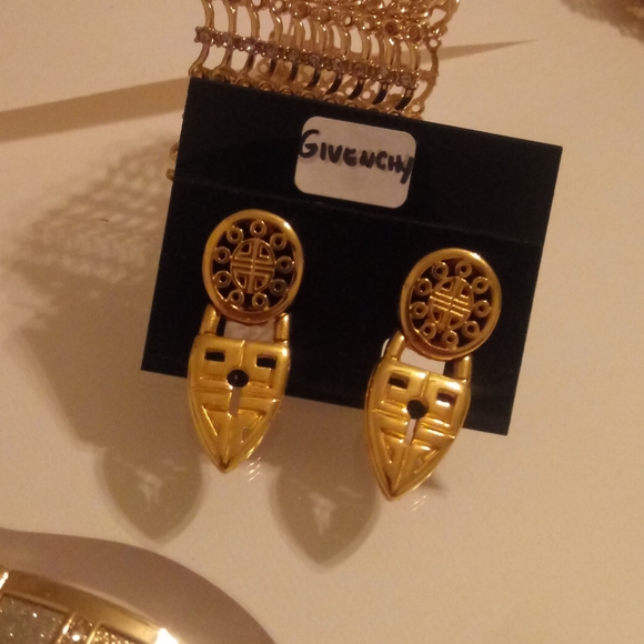 🌿GIVENCHY BUNDLE - Picture 3 of 7